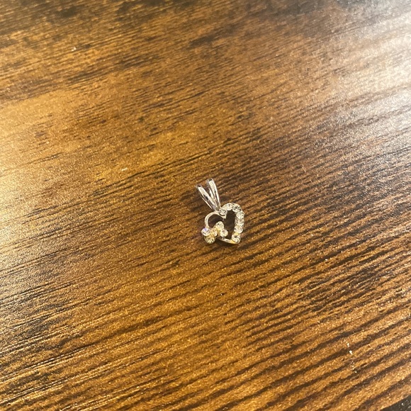 Beautiful heart pendant - Picture 3 of 3